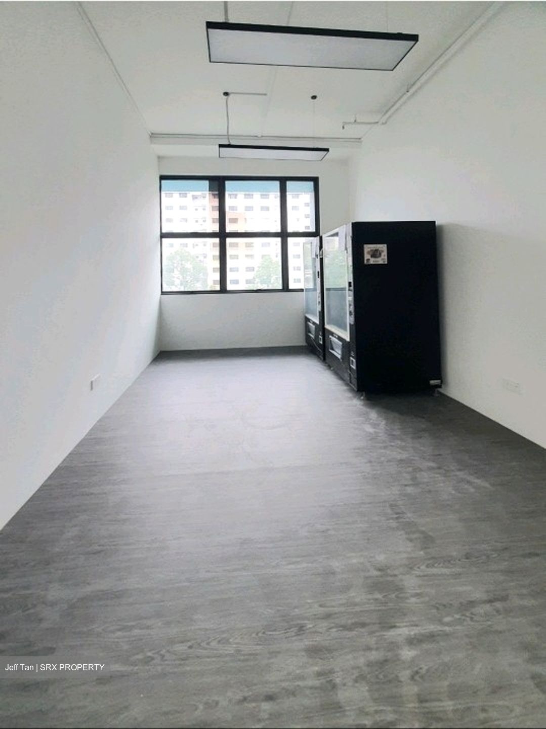 Woodlands 11 (D25), Factory #557800341